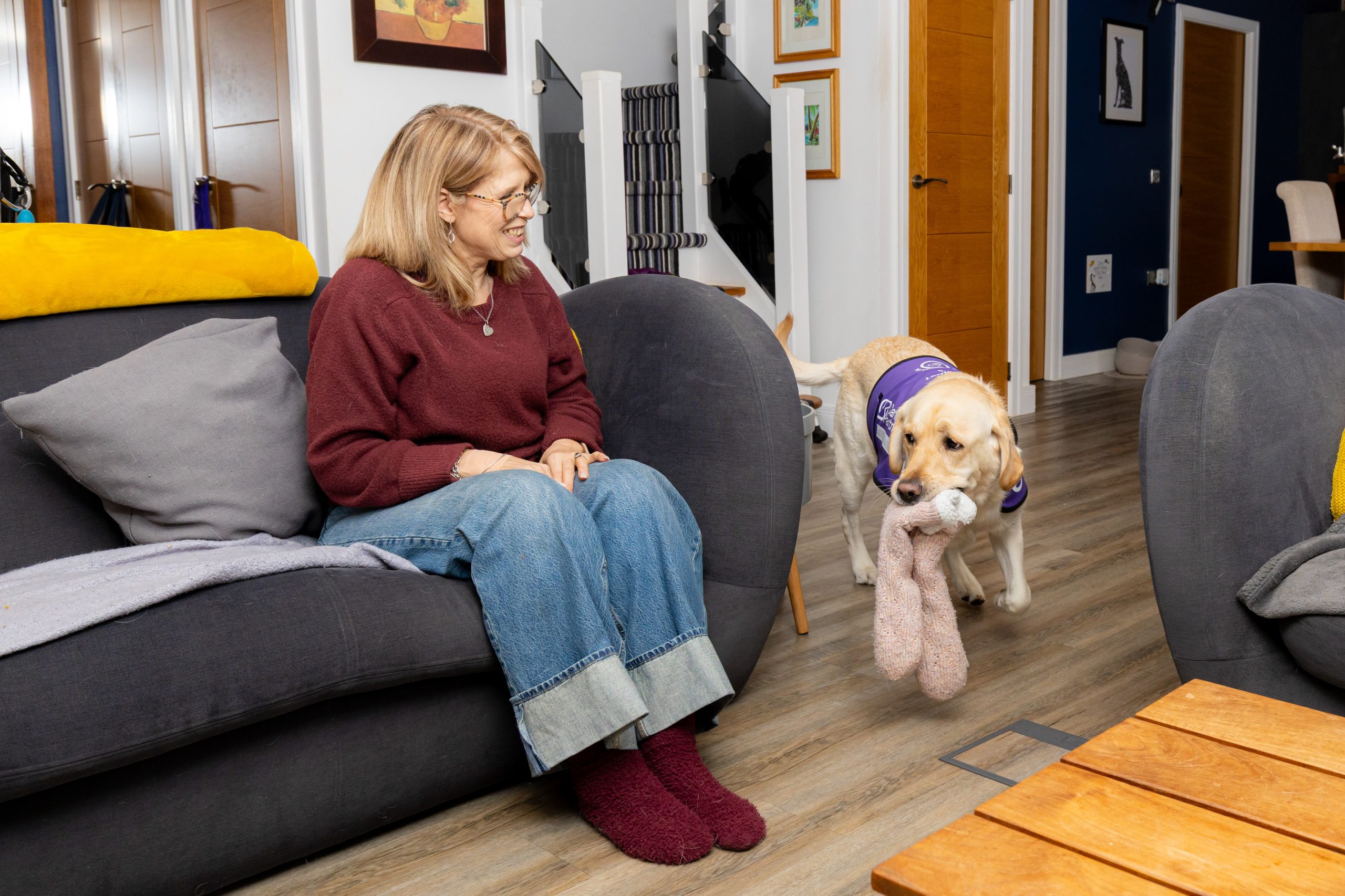 Shelley and Meikle showing some taskwork such as fetching items for their partner.