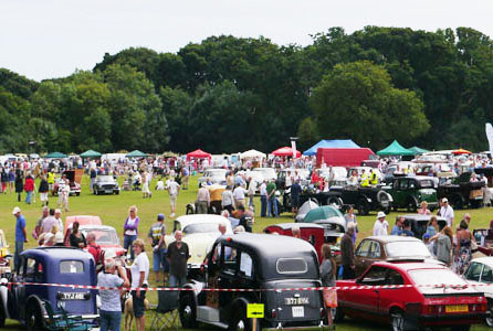 Canine Partners @ Lymington Rotary Summer Spectacular 2018 - Canine ...