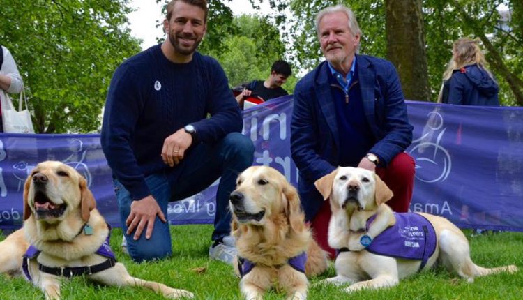 The London Walking Dog Show raises an amazing £4,000